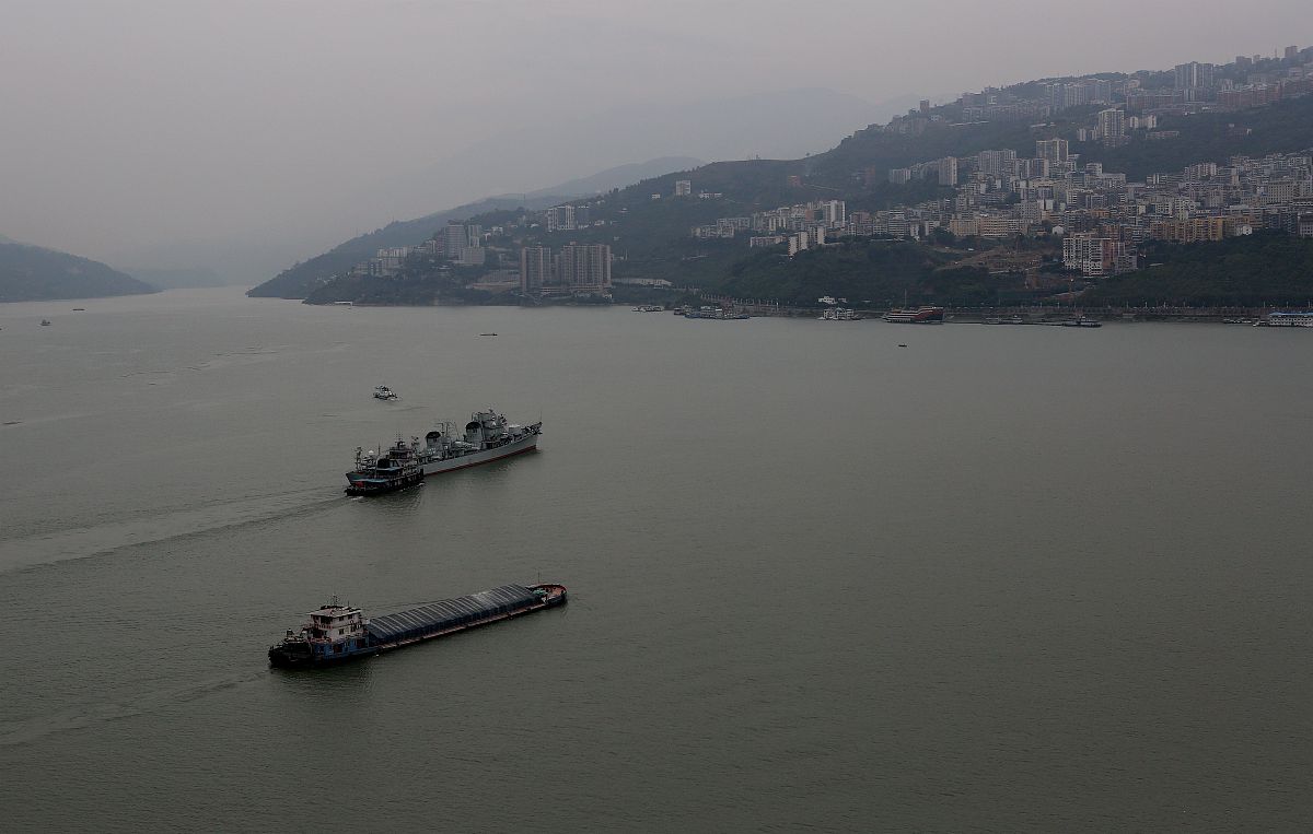 重庆卫校那个比较好？用发散性