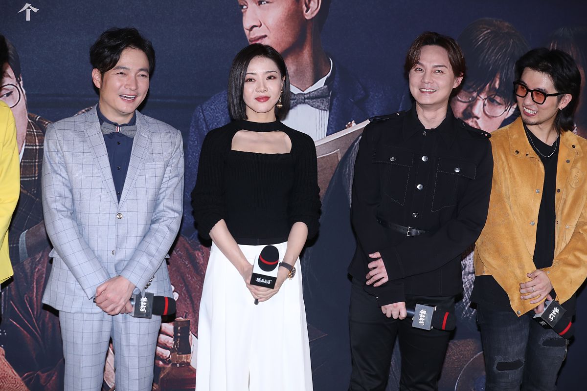 2021年11月9日,北京,电影《扬名立万》首映.喻恩泰,邓家佳,刘循子墨,