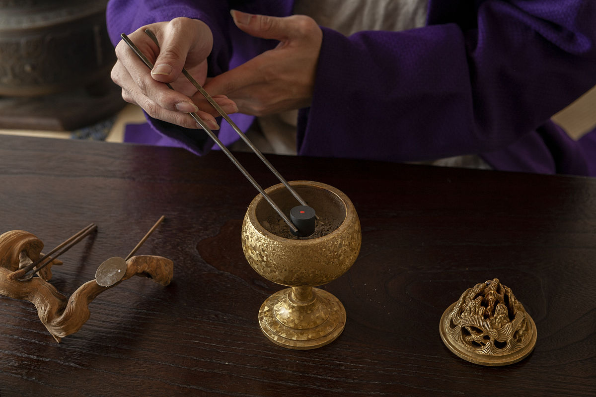 五感体验：点香的制作流程揭秘