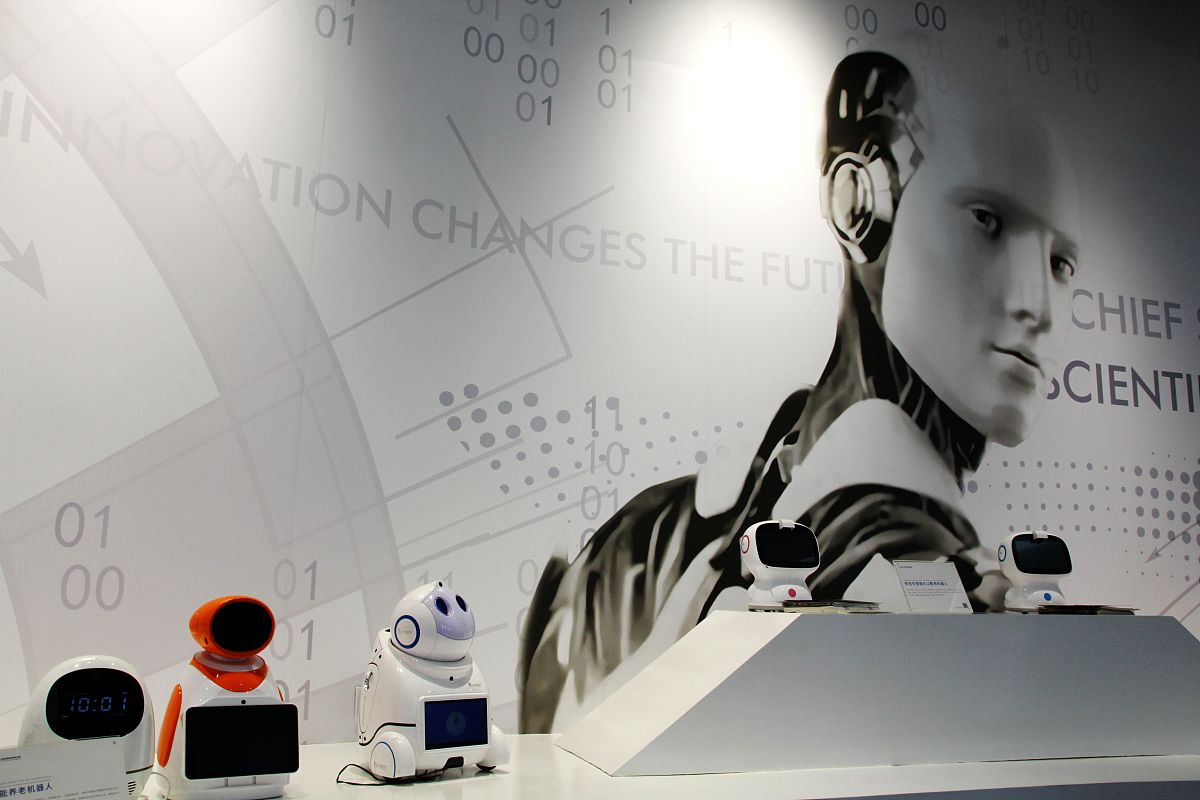 人工智能对教师的挑战：教学模式、角色转变和专业素养