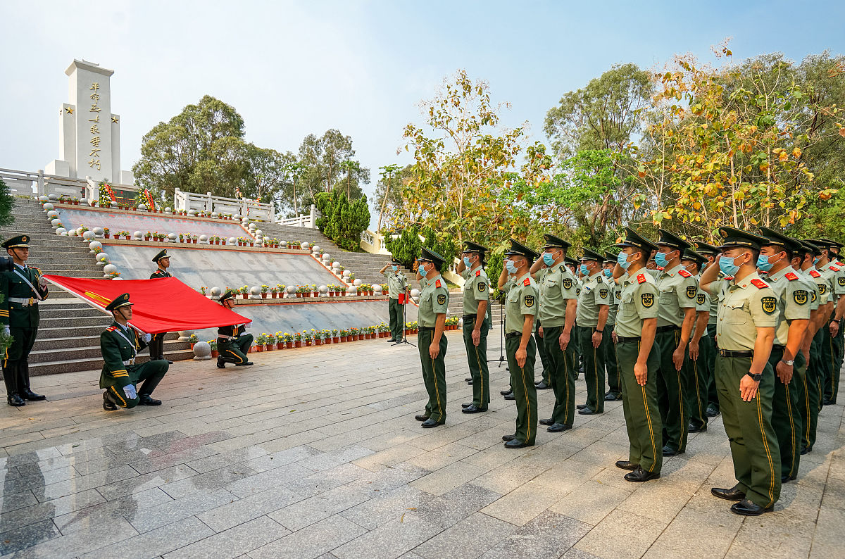 重庆市轻工业学校标兵营开训仪式