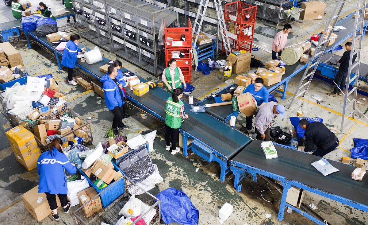 物流管理专业女生就业方向有哪些 给物流管理专业女生的建议