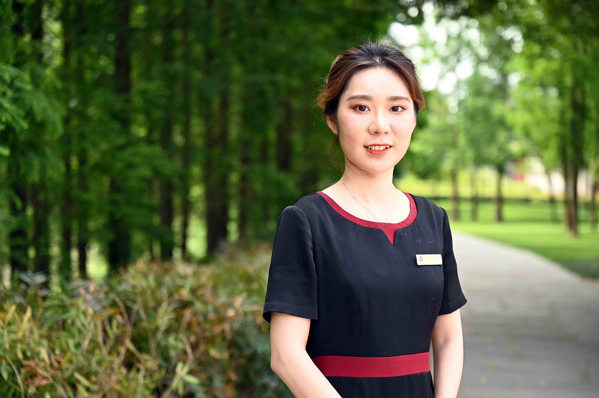 成都金沙卫校招生办联系方式：电话、地址