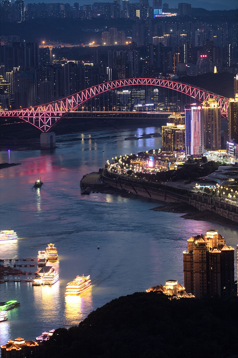 网红经济与城市发展：如何平衡短期收益与长期价值？