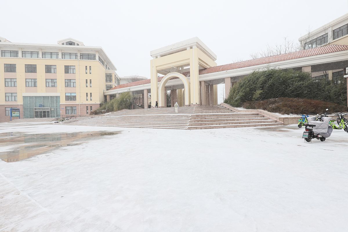 济南护理职业学院成都校区地址 - 紫薇路16号