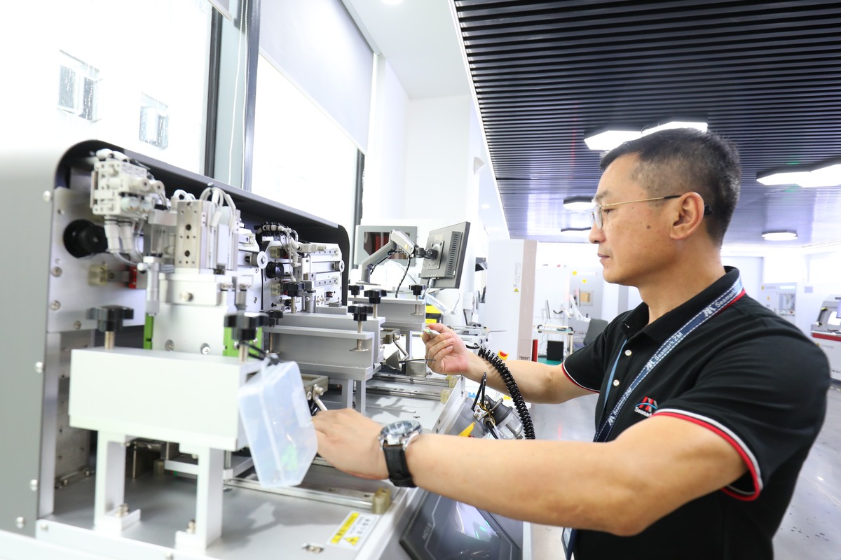 成都机械技师学院2019年模具设计与制造招生