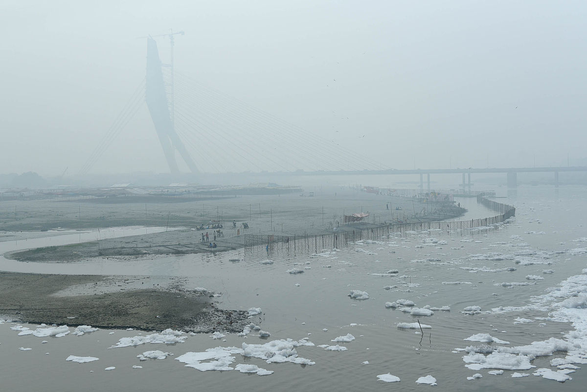 当地时间2019年11月1日,印度新德里,当地空气污染严重.由于连日来空气