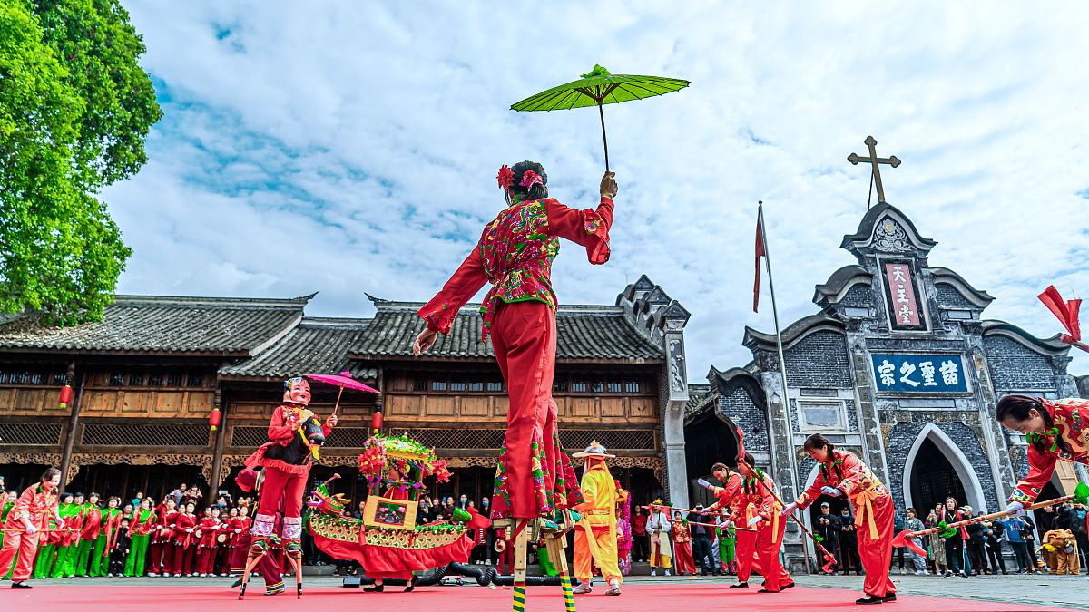 不是我祁阳人怎知我祁阳之风俗！是什么意思 用250字帮我描述