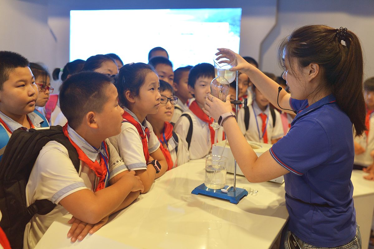 科创夏令营：激发科学兴趣，提升实践能力