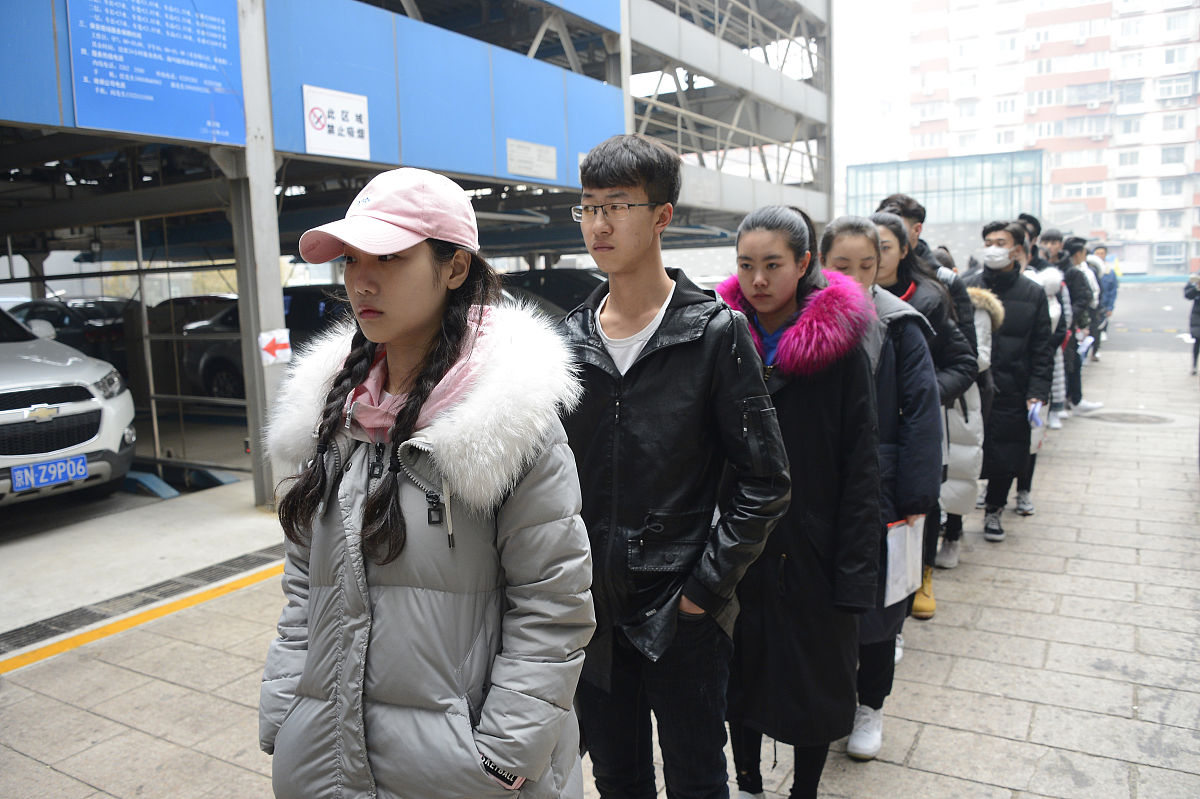 2019年上海交通学校航空服务专业报考指南