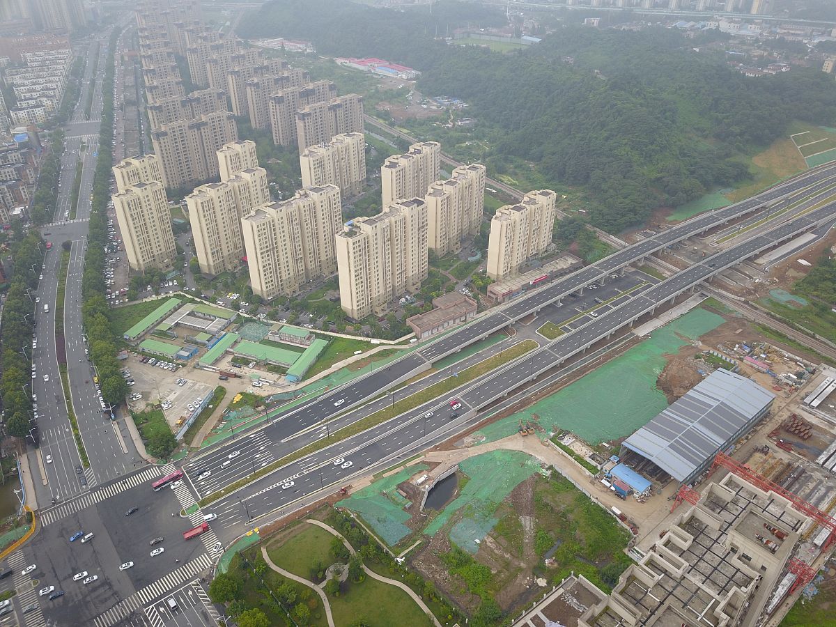 新建道路项目总结汇报1000-2000字