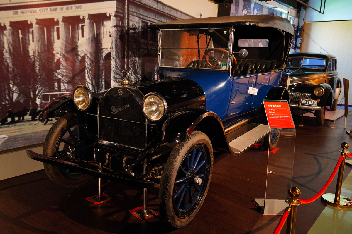 探秘北京汽车博物馆：中国汽车工业发展史与世界汽车文化巡礼