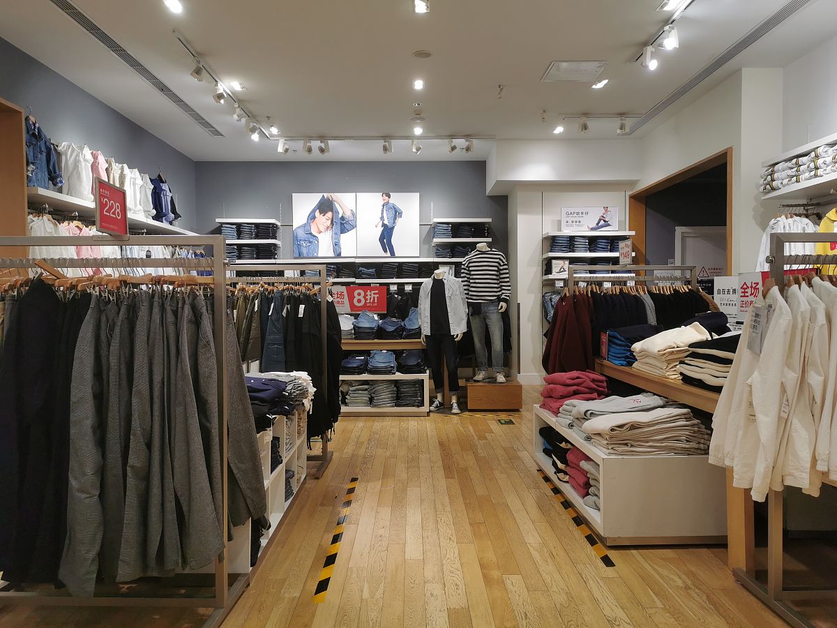 运动服装专卖店的空间分布大小一般多大