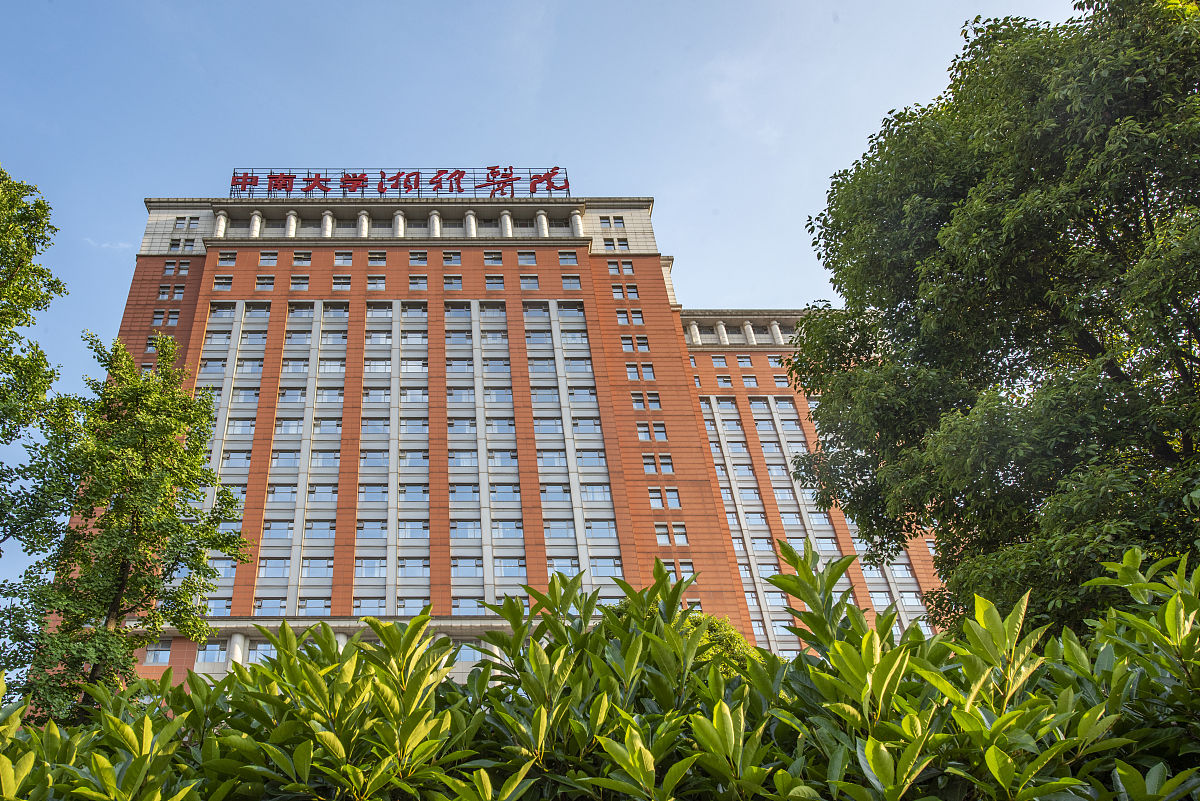 长沙体外碎石医院推荐：中南大学湘雅三医院等