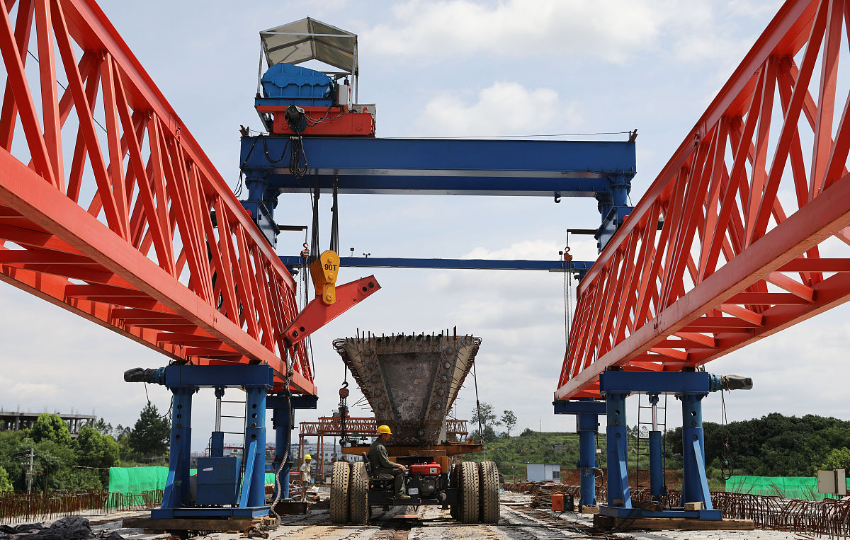 四川交通运输职业学校 道路与桥梁工程施工专业 - 交通建设人才培养