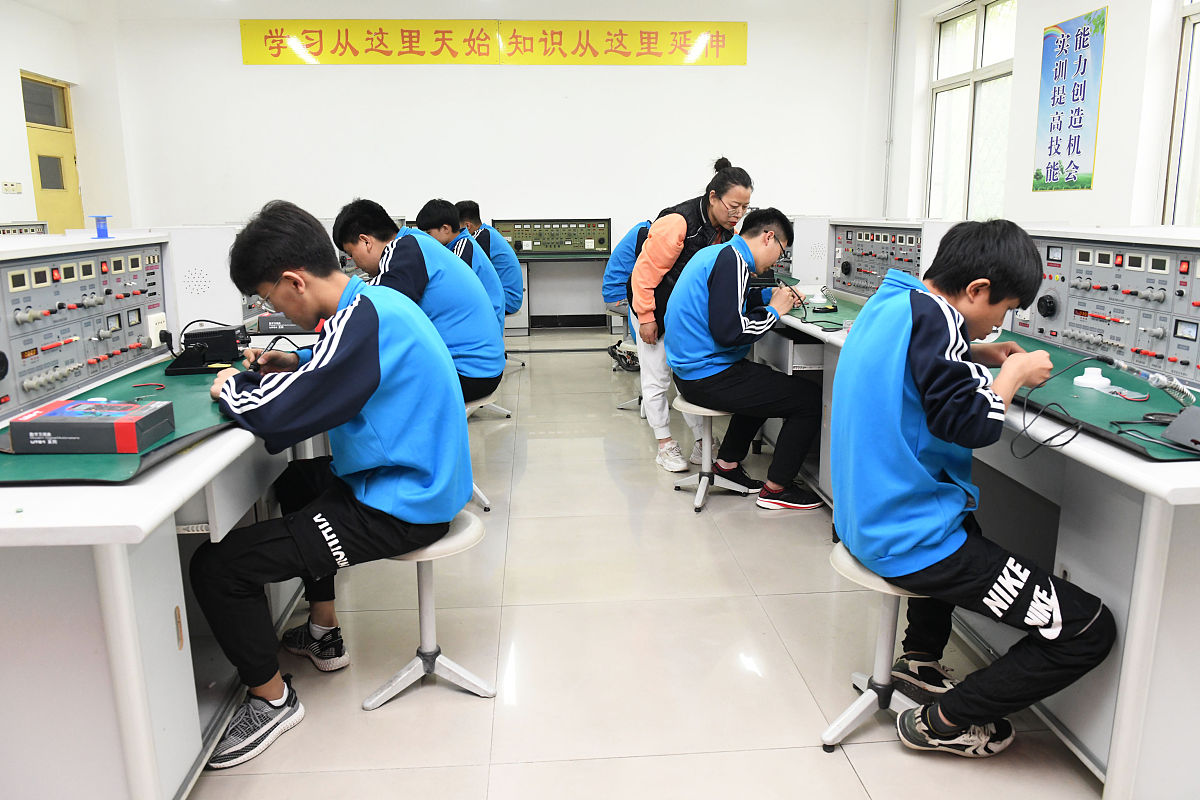 甘肃开设电子电工专业的中专中职学校有哪些