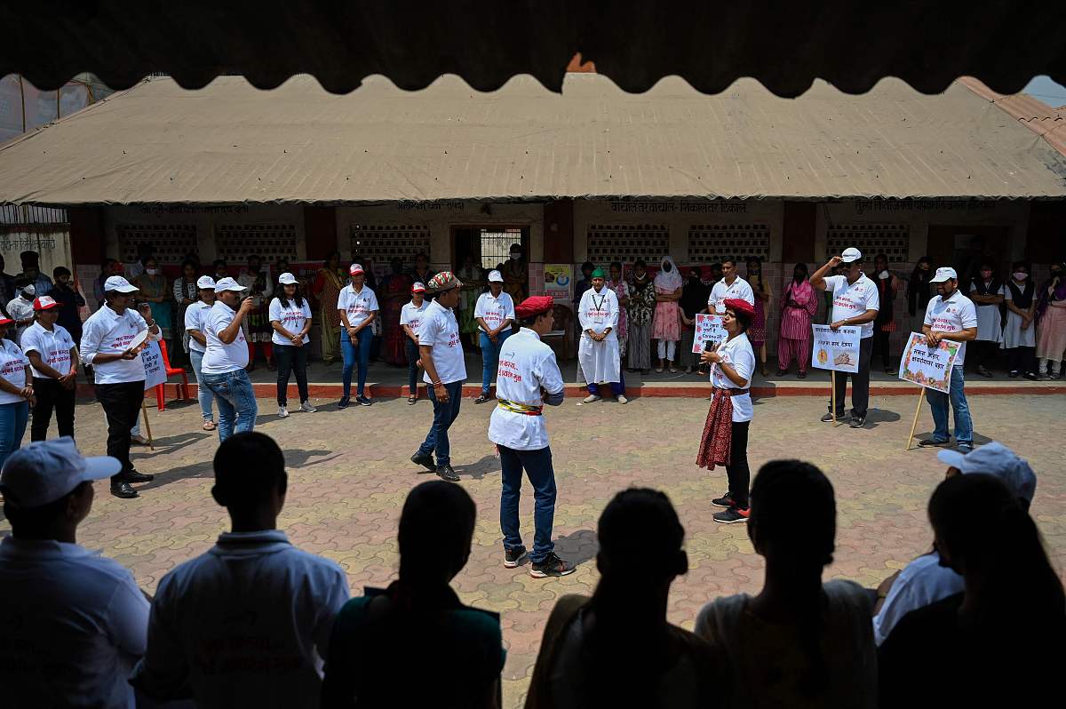 成都卫生学校护理专业就业方向：未来发展趋势和热门选择