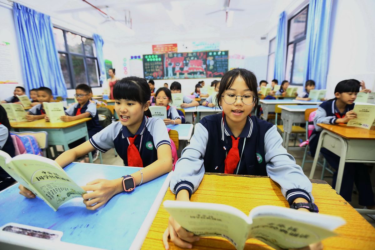 媳妇儿整天看小说怎么办？