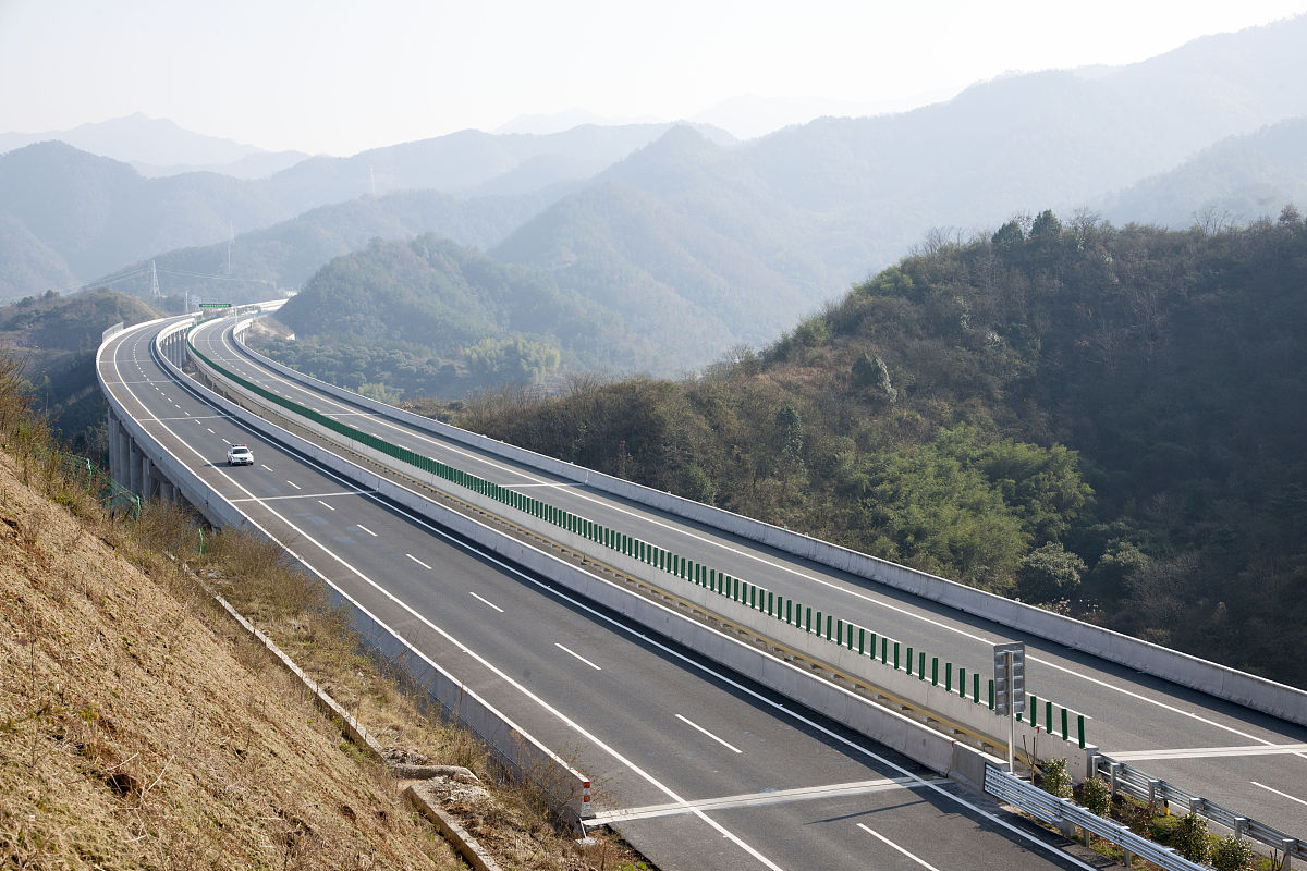 文章内容是浙江公路资质办理多少钱内容生动