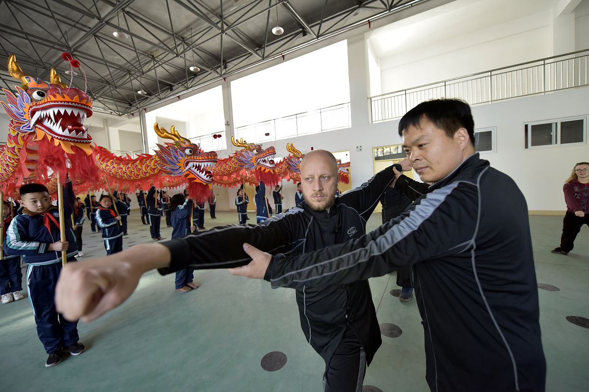 初三成绩提升攻略：学习方法与习惯养成