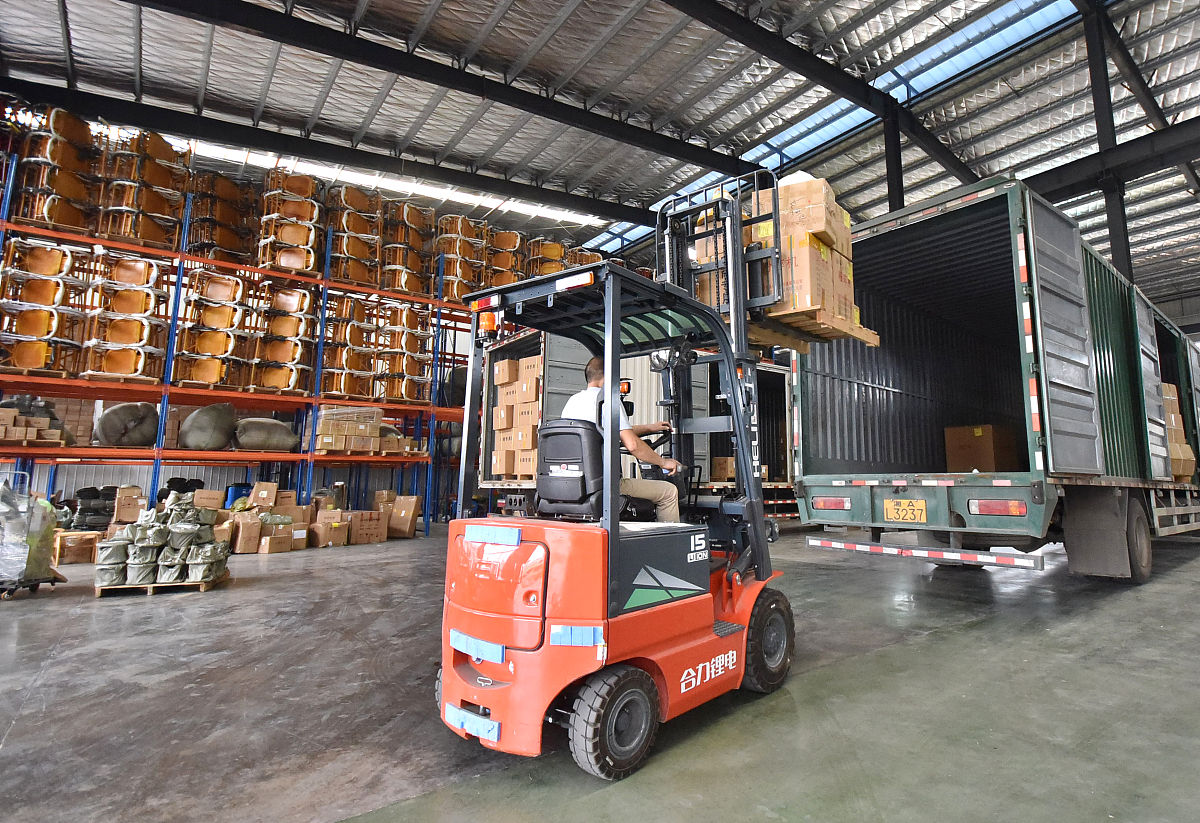 2023年乳山市职业中等专业学校招生简章及专业介绍 - 机电、旅游、计算机、物流等热门专业