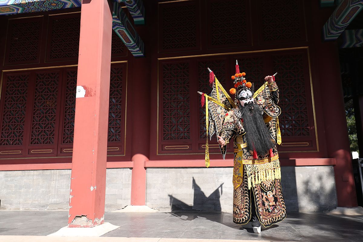 石家庄法商中等专业学校2021年招生专业：经济、管理、法律、旅游等