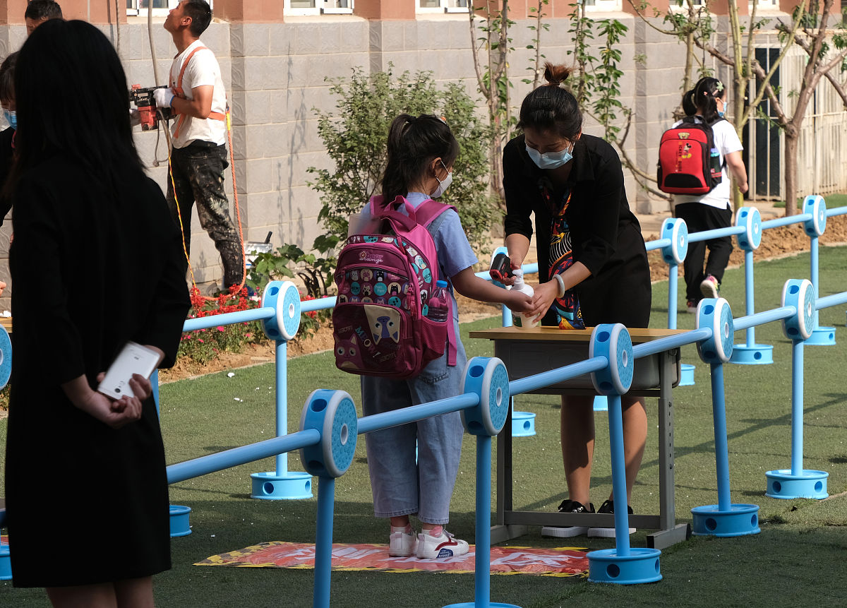 小学科学一年级上册‘比较与测量’单元教学反思：优缺点分析