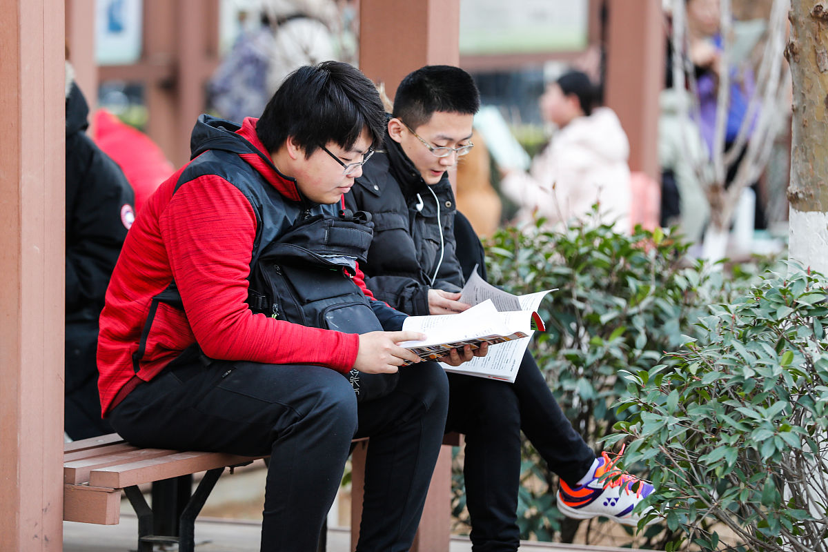 兰州大学医学院2019年招生电话及联系方式