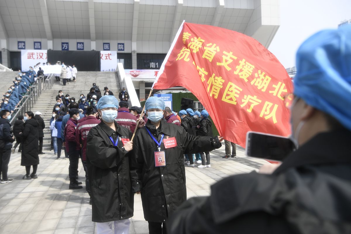 武汉江夏卫生学校面对疫情你的专业可以做什么