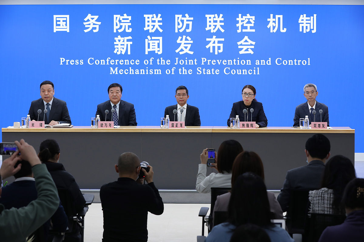 7月11日新闻联播摘要：中哈会晤、旅游消费促进、疫情动态、恐龙化石发现