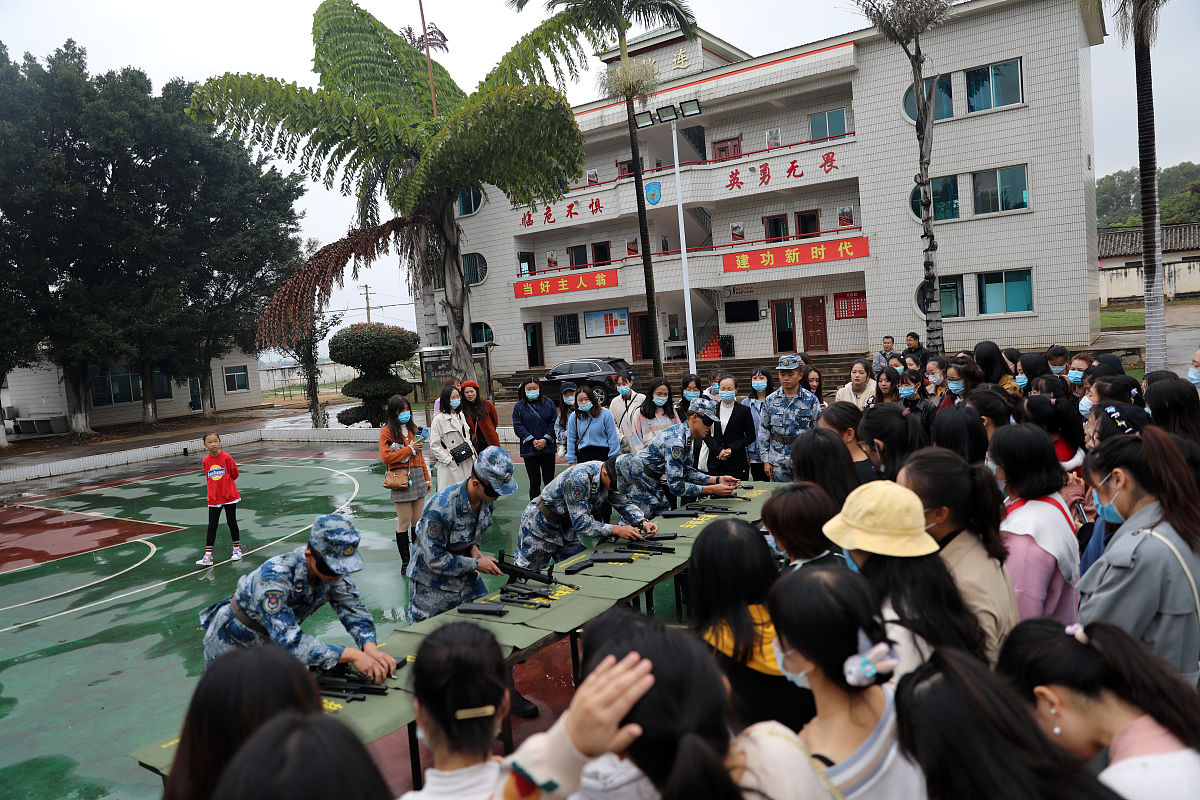 望谟县中等职业学校英语教育专业优势怎么样发展前景好不好呢