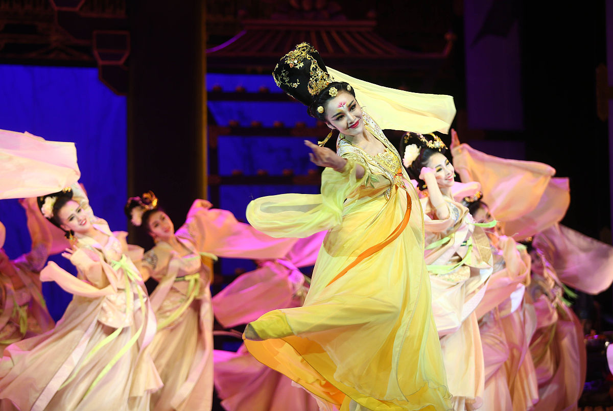 红拂夜奔：王小波经典短篇小说创作于哪一年？