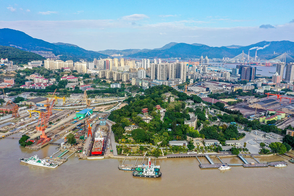 2021年12月10日,航拍福州马限山公园,福州马江海战纪念馆,中国船政文