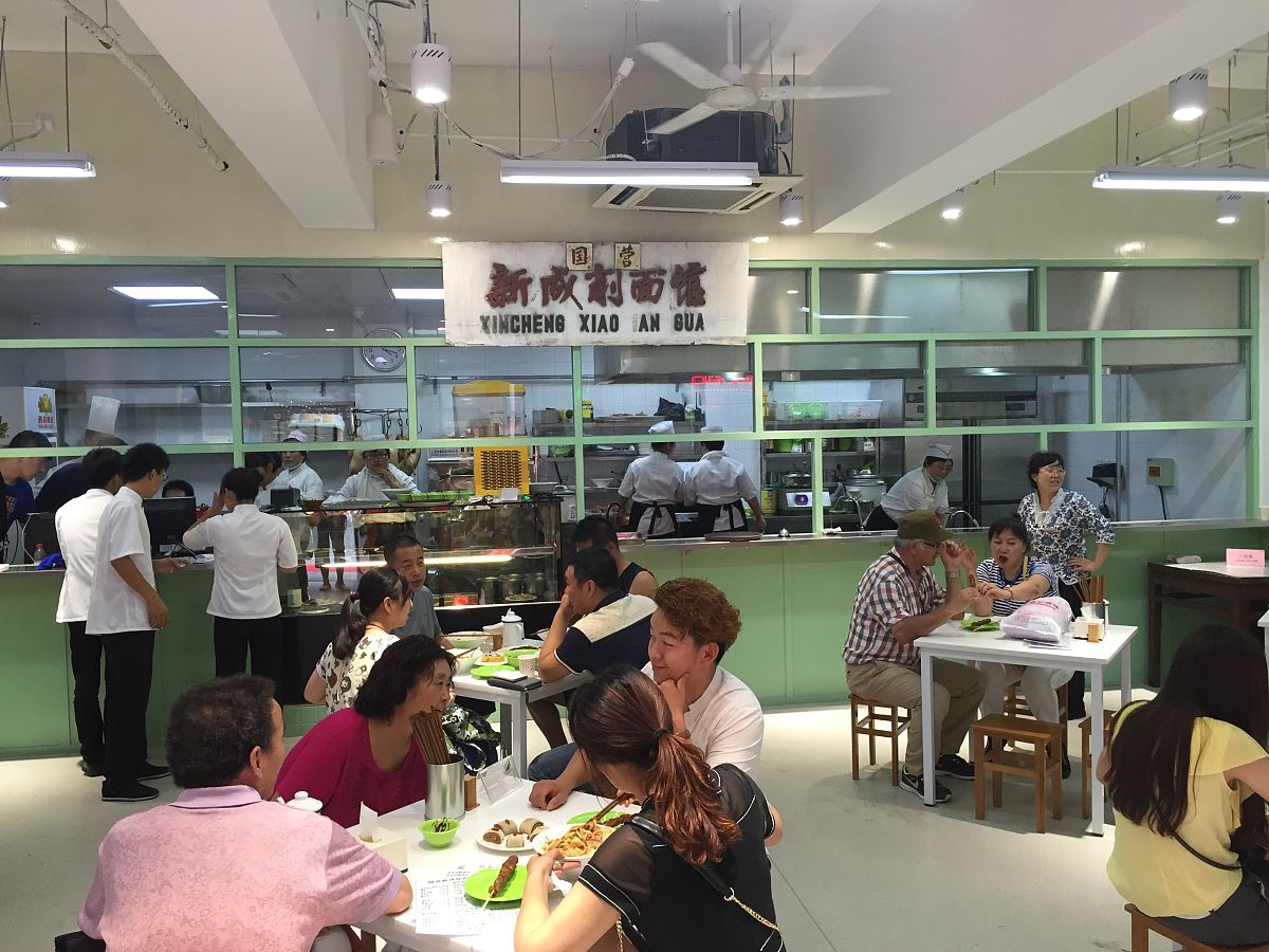2015年06月26日,北京,新成面馆重张,价格涨不少.