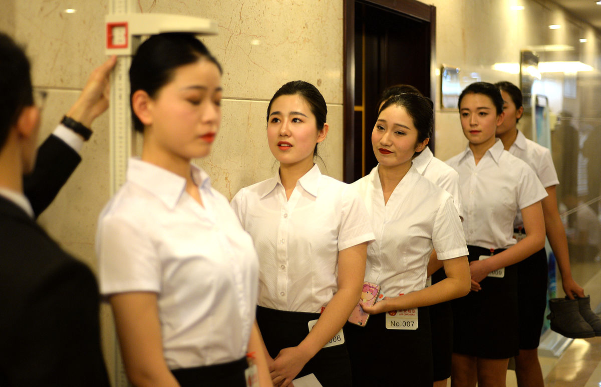 航空学校分享空乘常用英语口语，助你提升服务质量