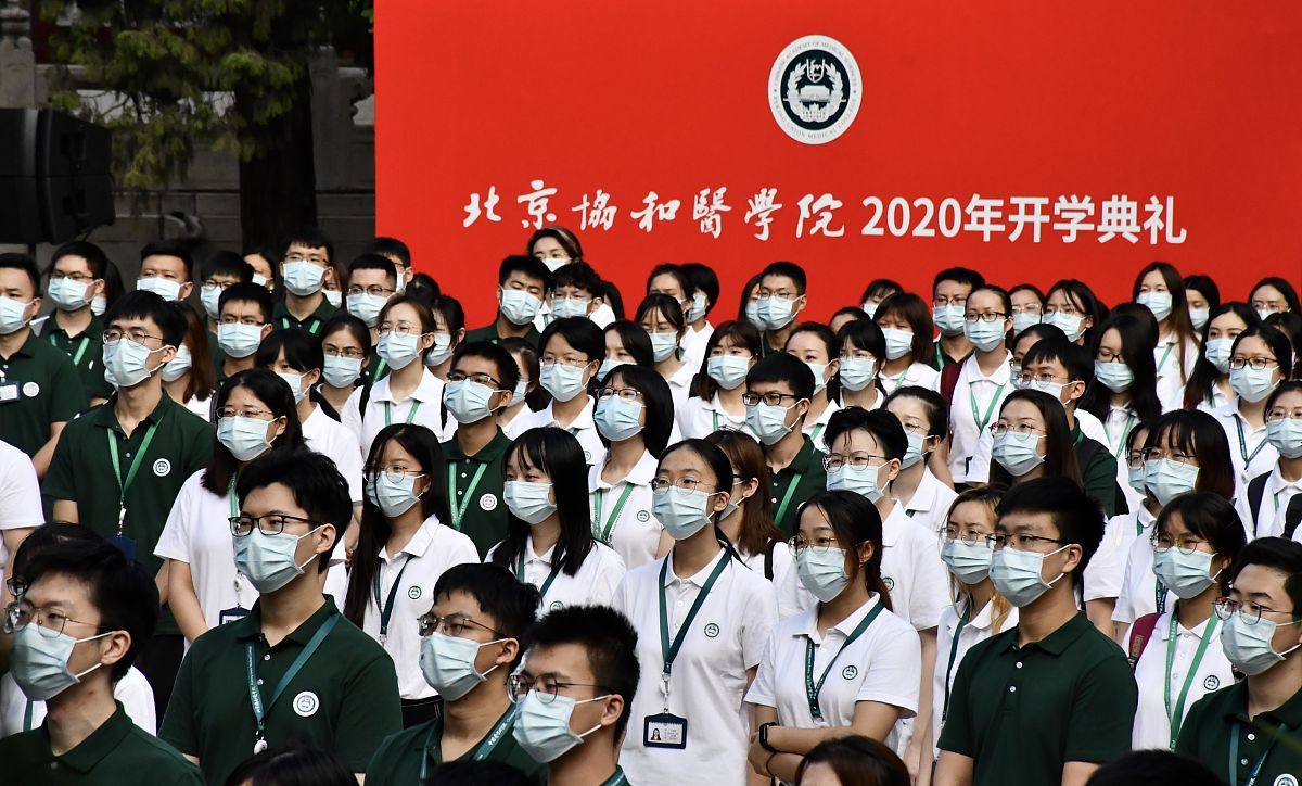 初中毕业学临床医学去哪好？热门院校推荐及择校建议