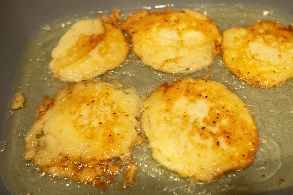 油炸糕的做法 - 简单易学，200字详细图文教程