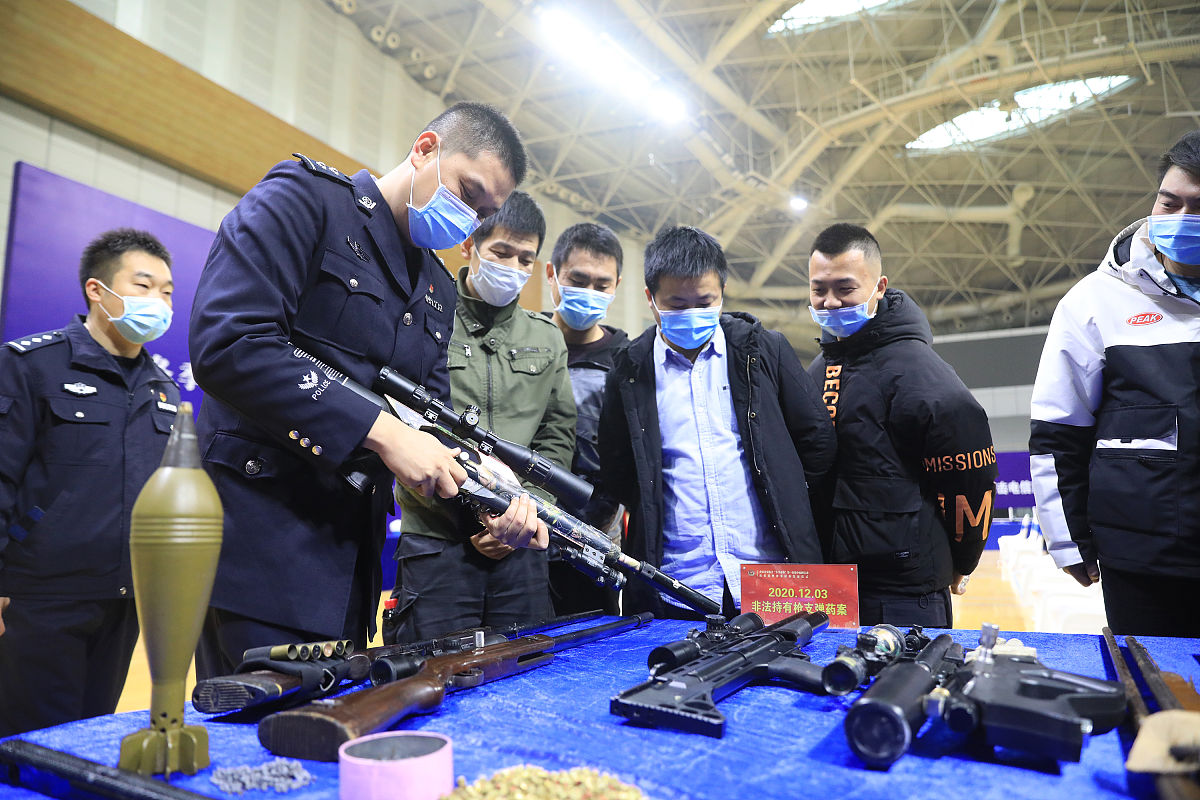 国外有哪些工厂生产催泪剂