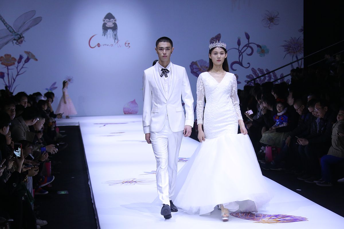 2017年11月4日,北京,2018春夏中国国际时装周:comme tu es·刘嘉 品牌