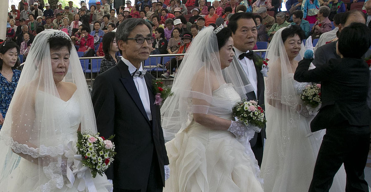 父母结婚没邀请我？原因可能和你想的不一样！