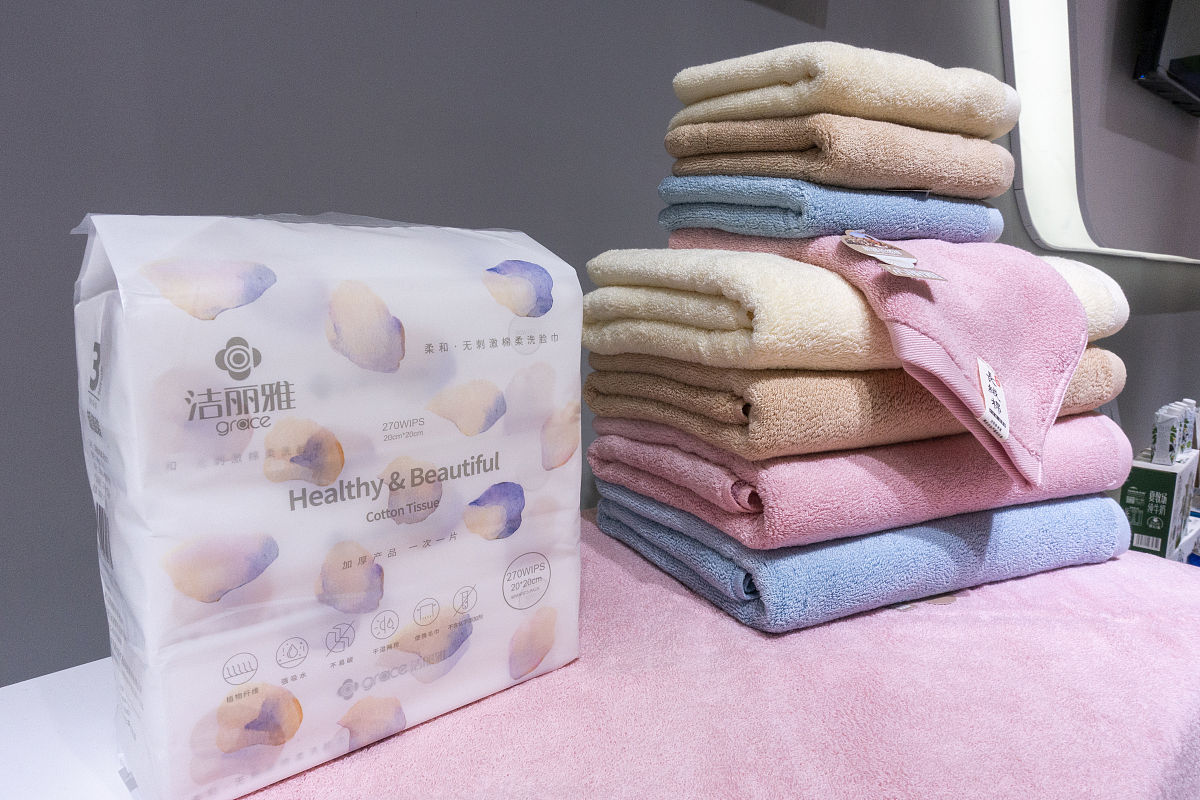 🌸云宠绵绵洗脸巾种草！悬挂式设计，150抽家庭装超实惠！🌸