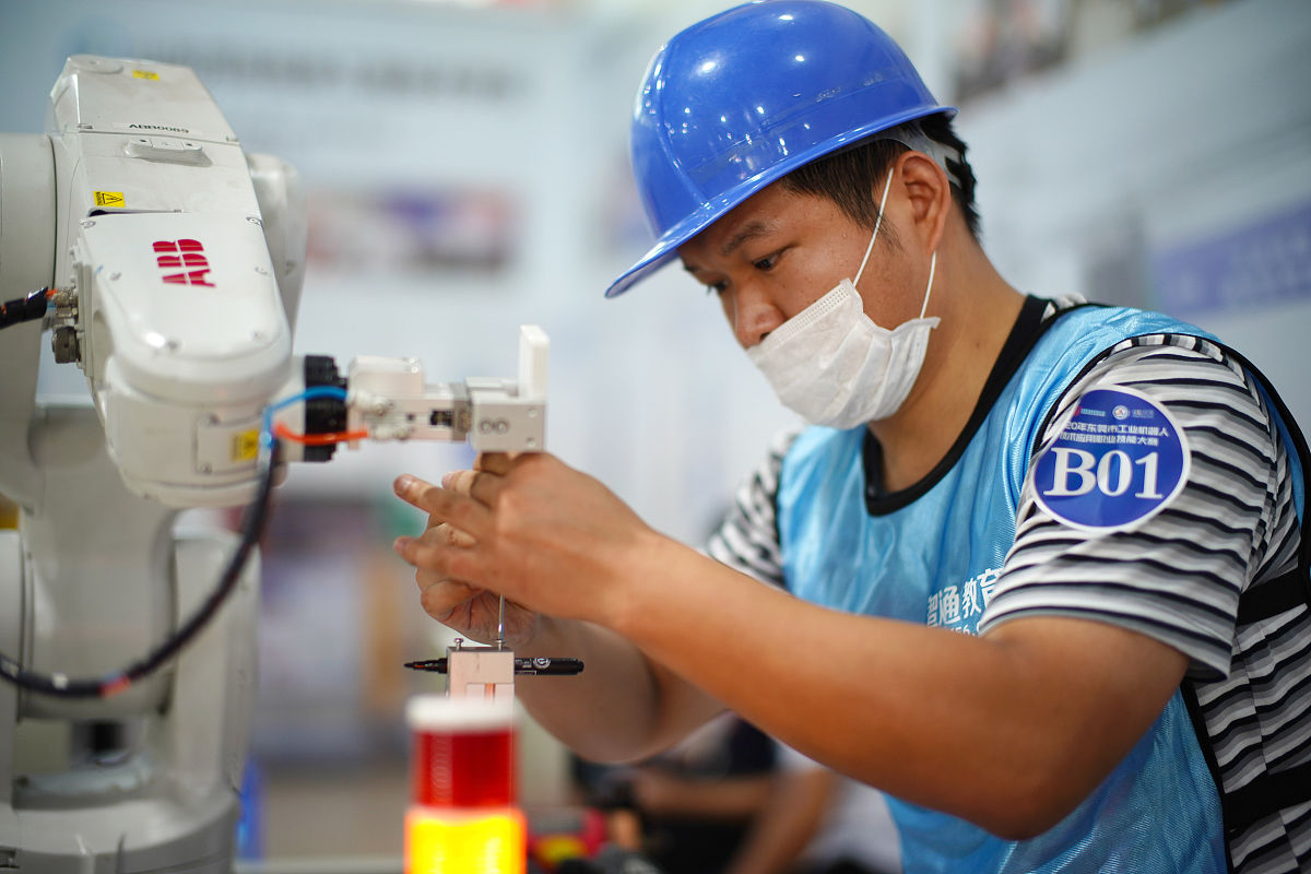 大连职业技术学院金融与证券专业怎么样？优势、不足及就业前景分析