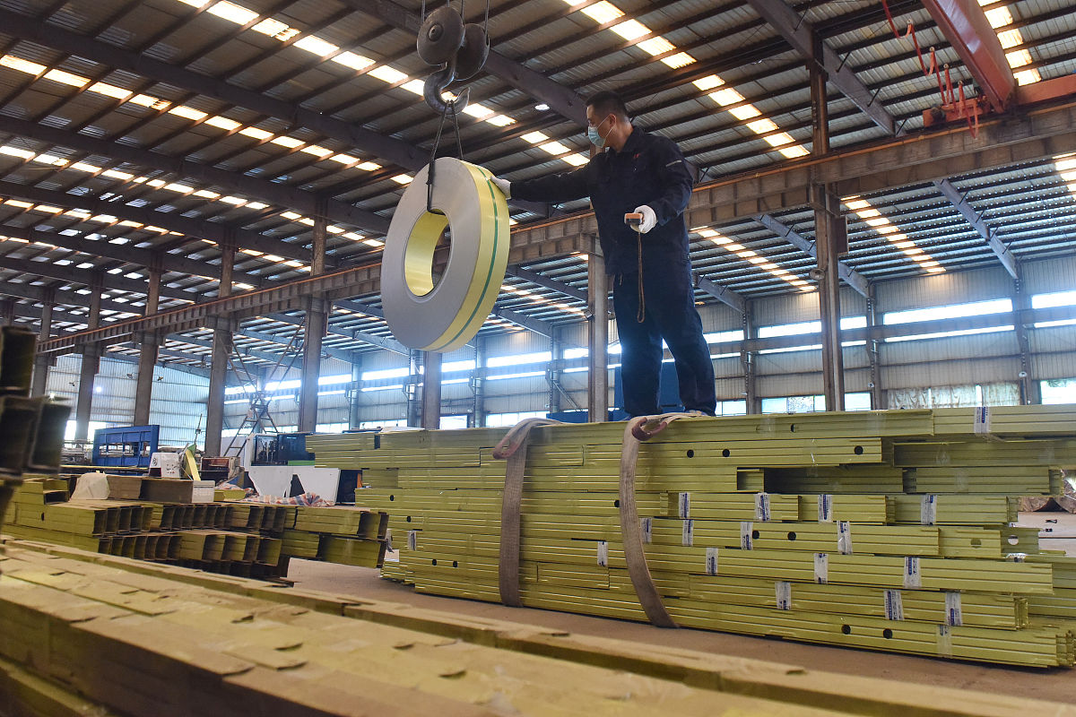 娄底市三川美容美发学校：专业美容美发人才培养基地