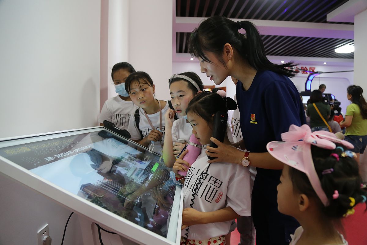 如何进一步完善课程设计，提升学习效果？