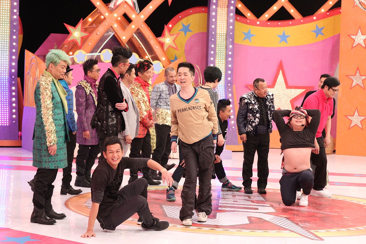 以 综艺节目中的搞笑和幽默元素为题写一篇1200字文章