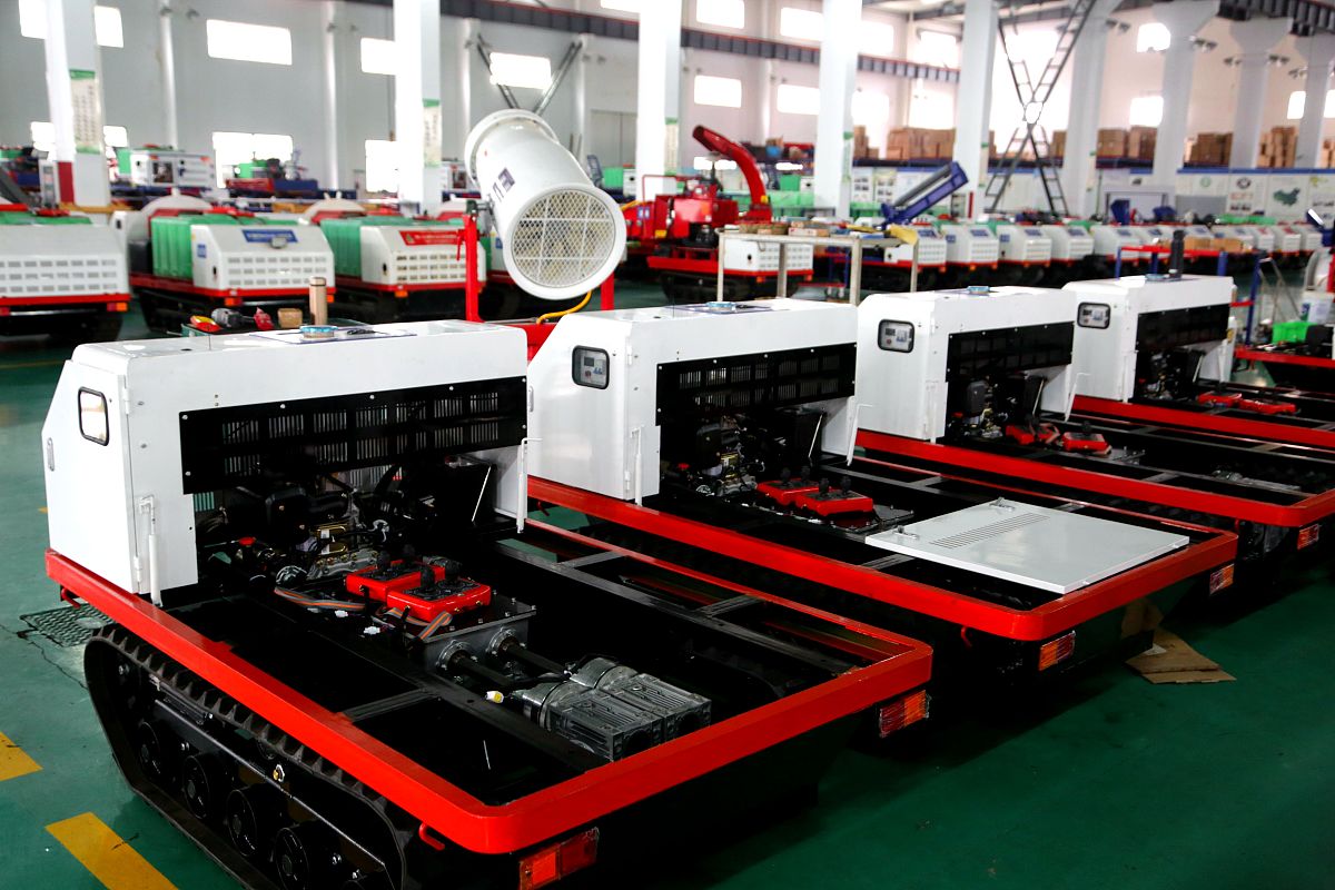 永福泰战狼雕刻机 vs 艺顿：哪款更适合你？