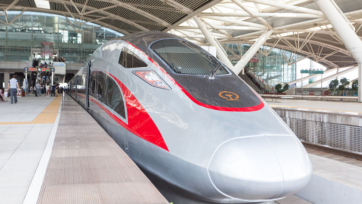 广深港高铁香港段年内开通 成都坐动车8小时直达香港