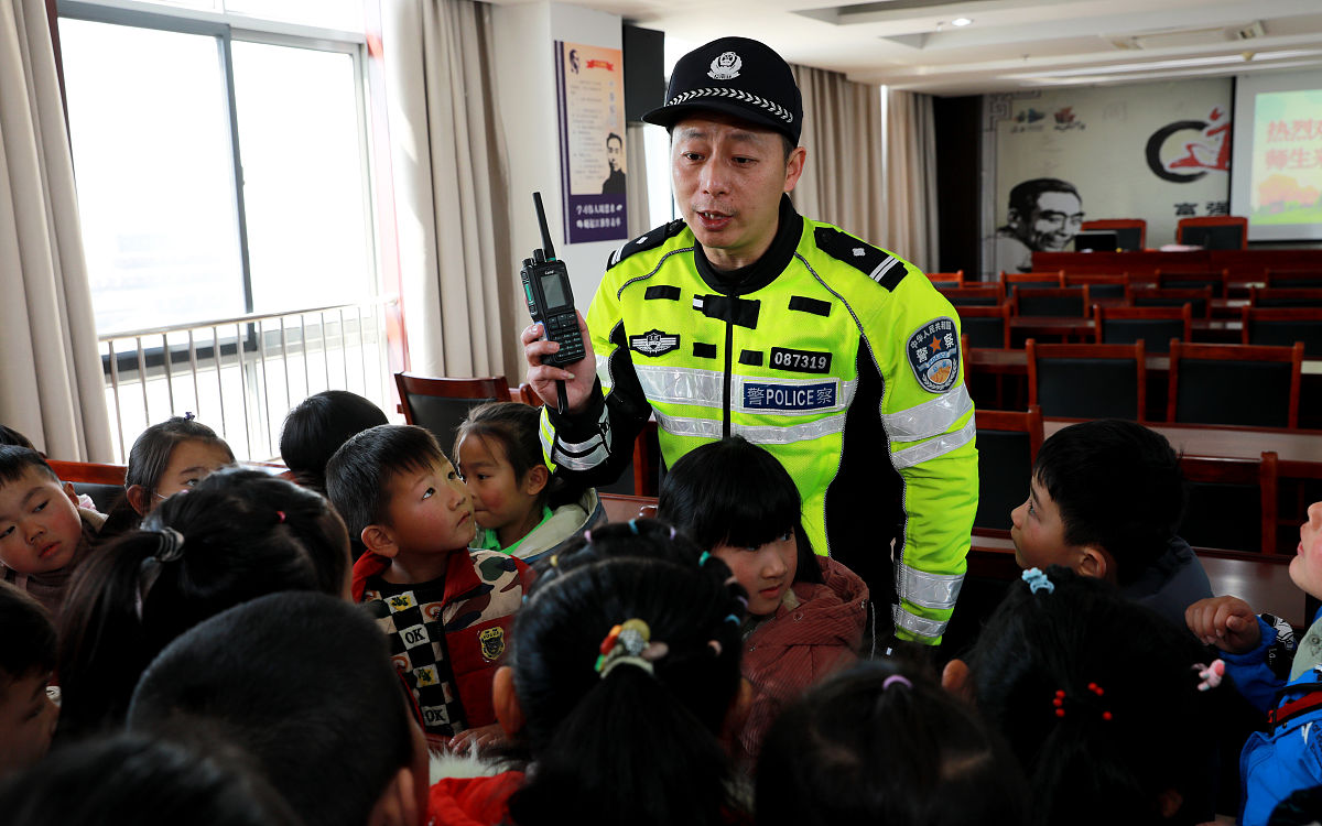 提升幼儿园心理健康教育实践性的策略探究