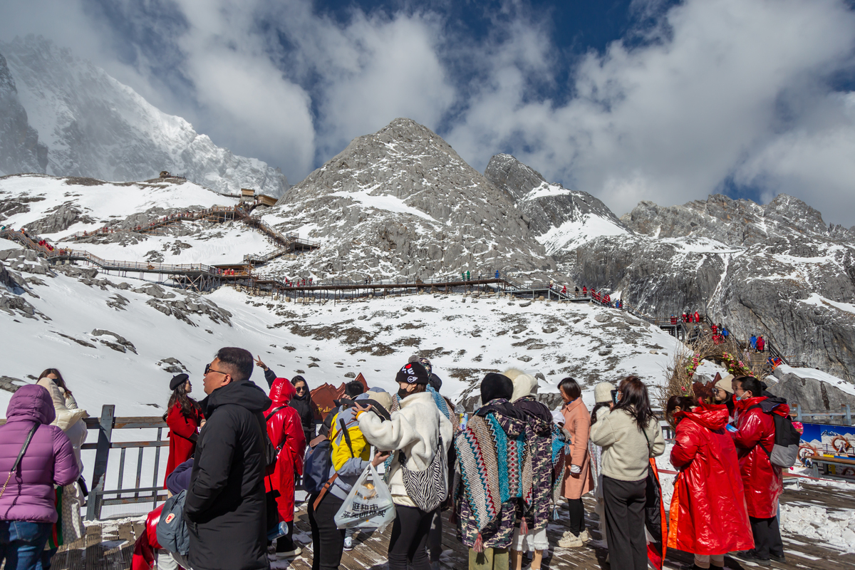 云南丽江7天亲子游攻略：武汉出发，1万元预算，景点门票价格全览！