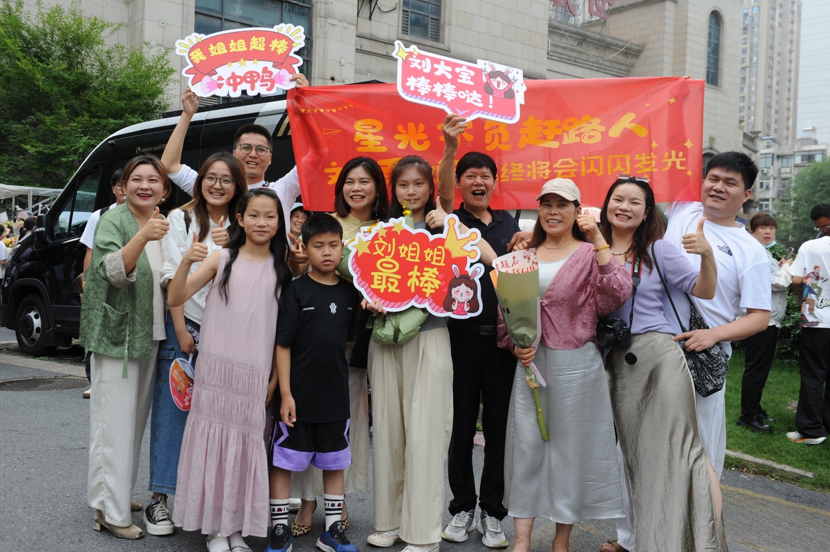 狂欢节是七宝中学特色活动请写一篇节后反思与感悟300字